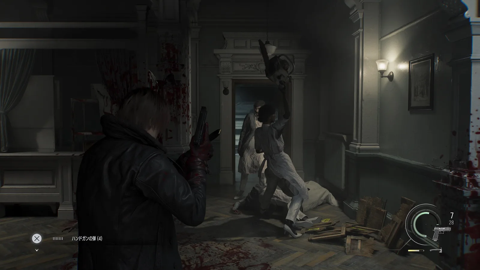 Leon S. Kennedy enfrenta zumbis em um corredor, com a câmera em terceira pessoa, em Resident Evil Requiem